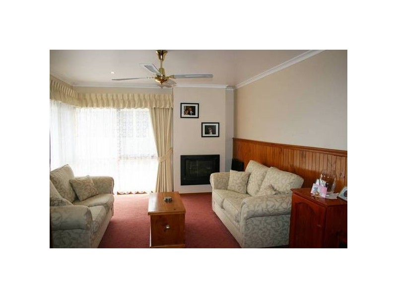 33 License Road, Diggers Rest VIC 3427