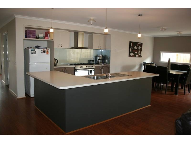 745 Elizabeth Drive, Sunbury VIC 3429