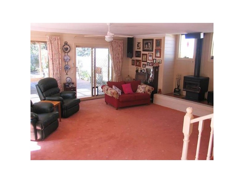 20 Richardson Avenue, Sunbury VIC 3429