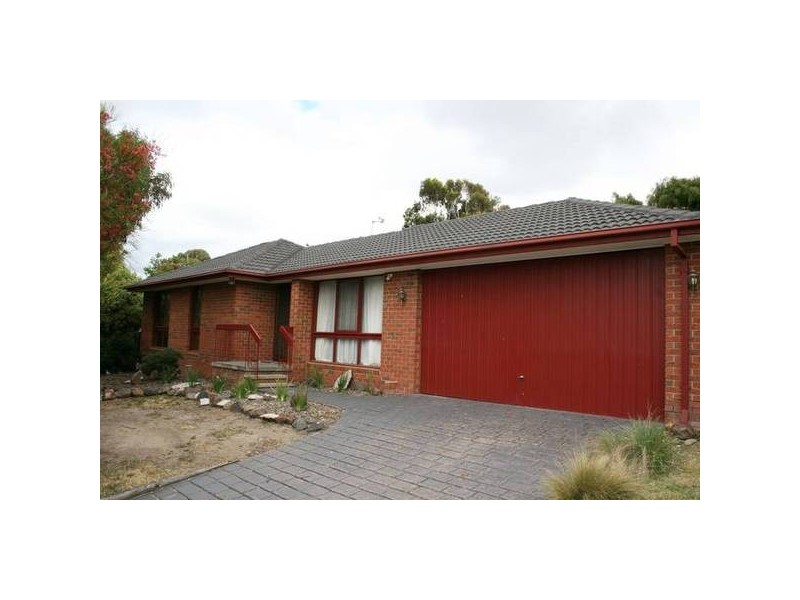 33 Aldridge Drive, Sunbury VIC 3429