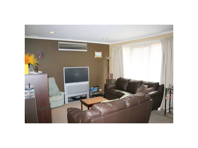 33 Aldridge Drive, Sunbury VIC 3429