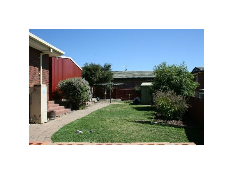 1 Kemp Place, Sunbury VIC 3429