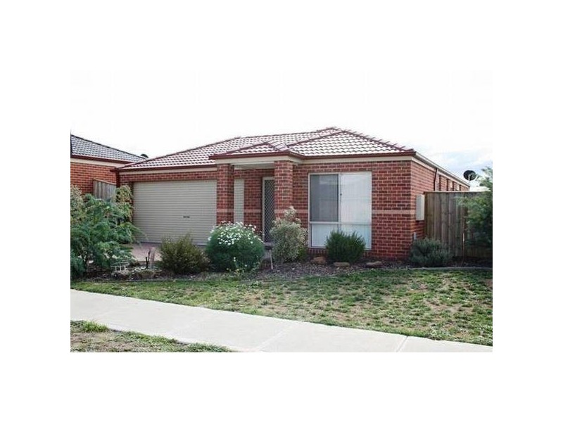 6 Keith Avenue, Sunbury VIC 3429