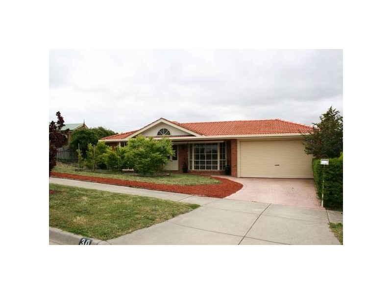 30 Heatherbrae Crescent, Sunbury VIC 3429