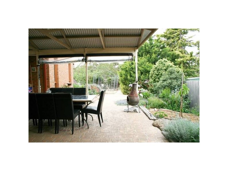 30 Heatherbrae Crescent, Sunbury VIC 3429