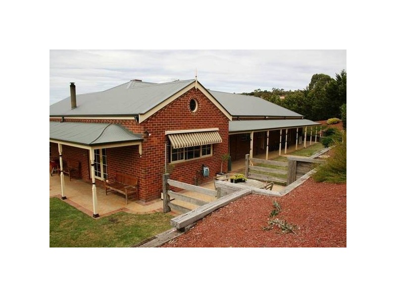 40 The Parkway, Sunbury VIC 3429