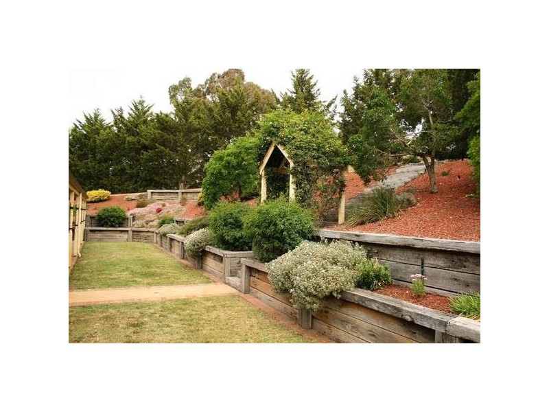 40 The Parkway, Sunbury VIC 3429