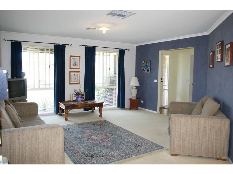 10 Bluegum Way, Sunbury VIC 3429