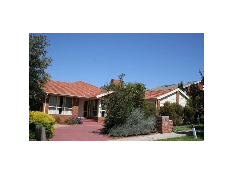 13 Heatherbrae Crescent, Sunbury VIC 3429