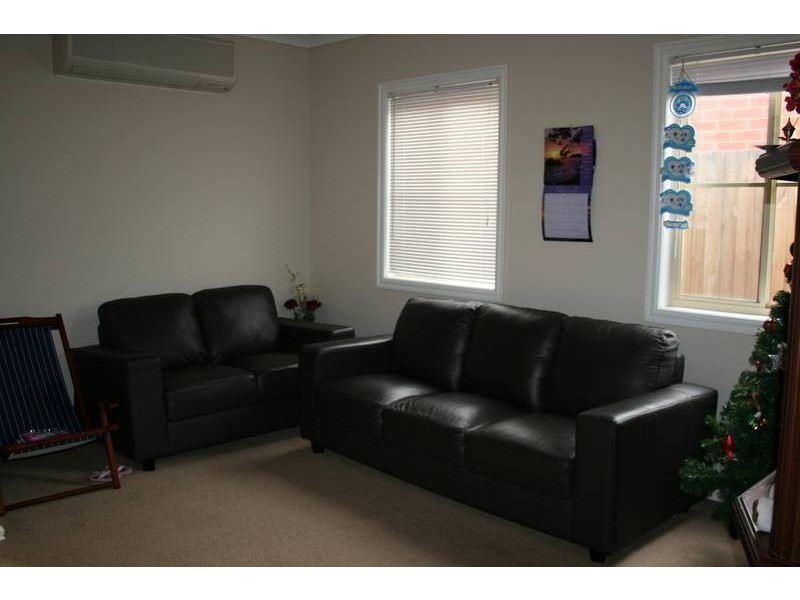 4 Clyde Court, Sunbury VIC 3429