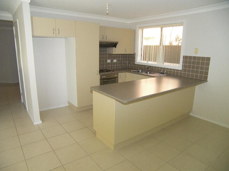 3/4 Woolmers Crescent, Mardi NSW 2259