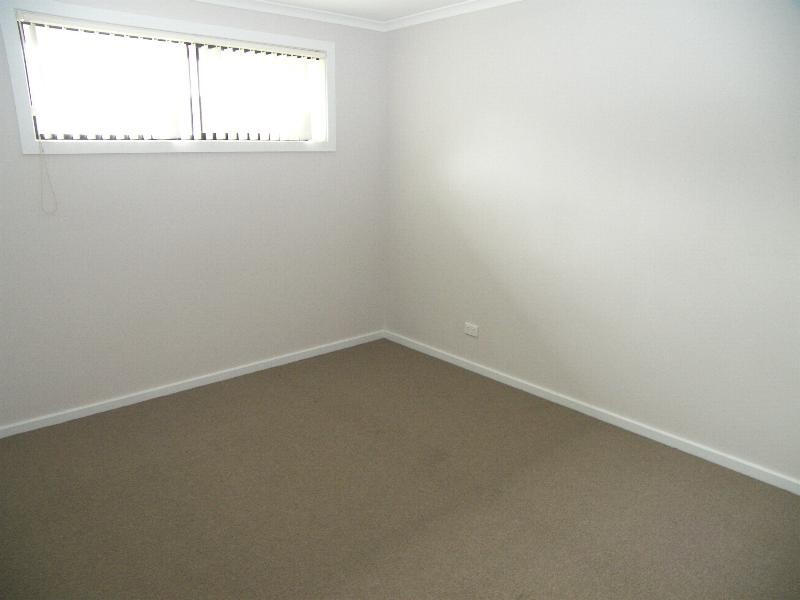 2/4 Woolmers Crescent, Mardi NSW 2259