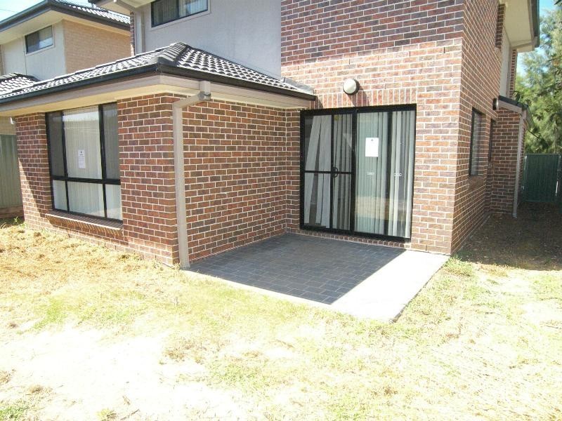 2/4 Woolmers Crescent, Mardi NSW 2259