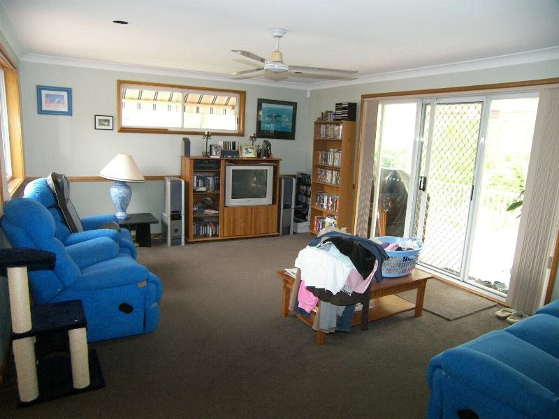 13 Jennings Road ., Wyong NSW 2259