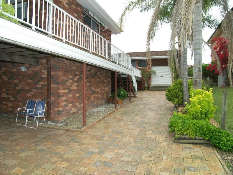 13 Jennings Road ., Wyong NSW 2259