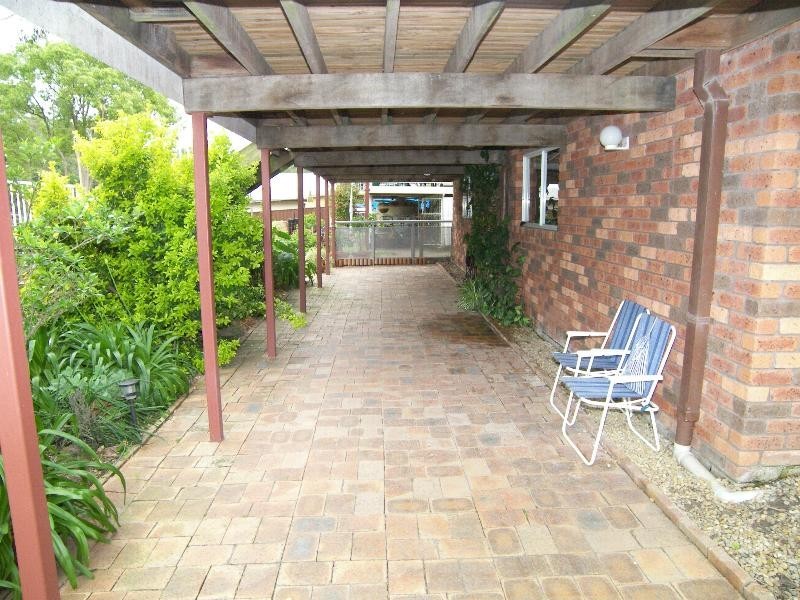 13 Jennings Road ., Wyong NSW 2259