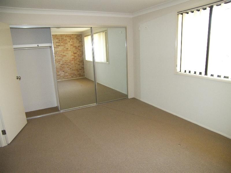 2/10 Panonia Road, Wyong NSW 2259