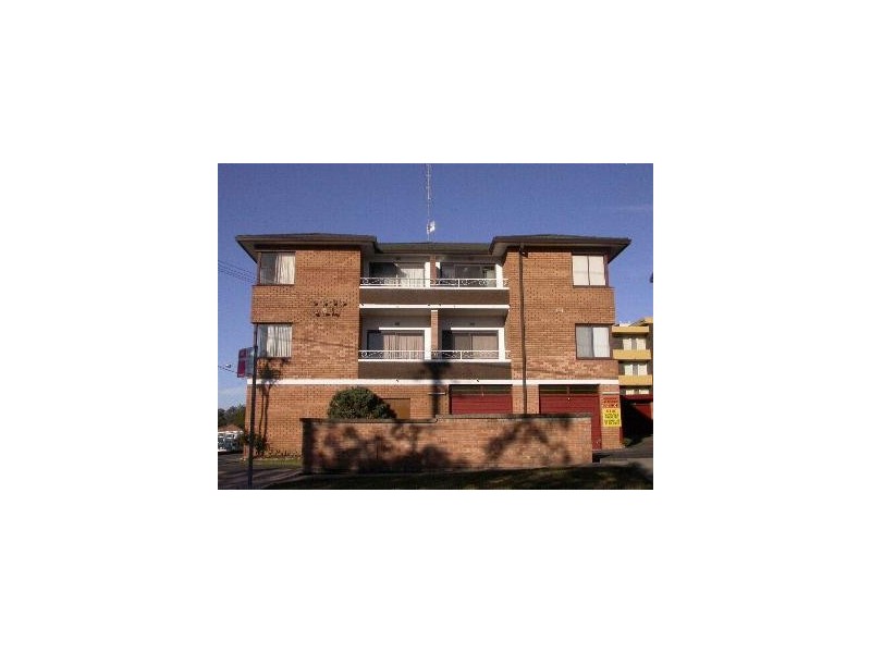 2/1-3 Warner, Wyong NSW 2259