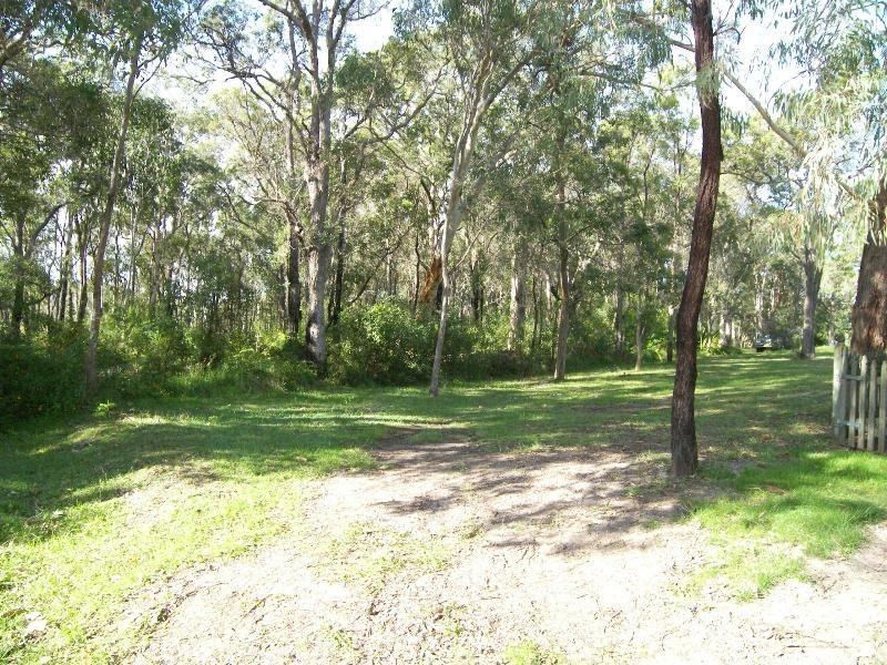 82 Lloyd Avenue, Chain Valley Bay NSW 2259