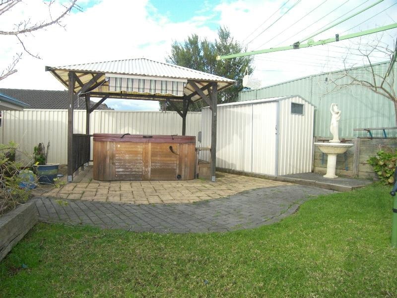 Watanobbi NSW 2259