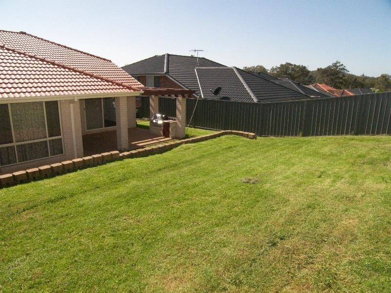 13 Homestead Road ., Wadalba NSW 2259