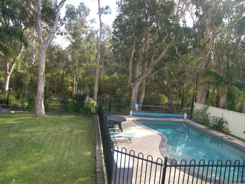 369 Tuggerawong Rd, Tuggerawong NSW 2259