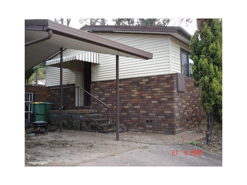 1/12 Woodward Ave, Wyong NSW 2259
