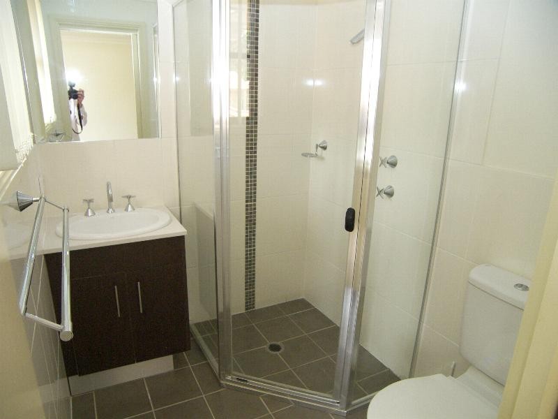 1/33 Cutler Drive, Wyong NSW 2259