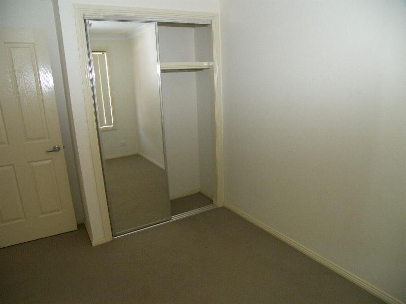 1/33 Cutler Drive, Wyong NSW 2259