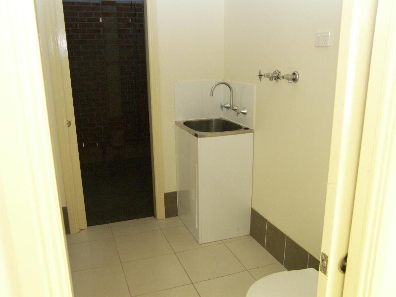 1/33 Cutler Drive, Wyong NSW 2259