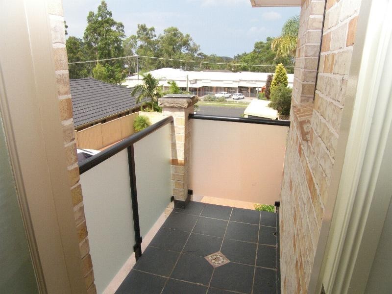 1/33 Cutler Drive, Wyong NSW 2259