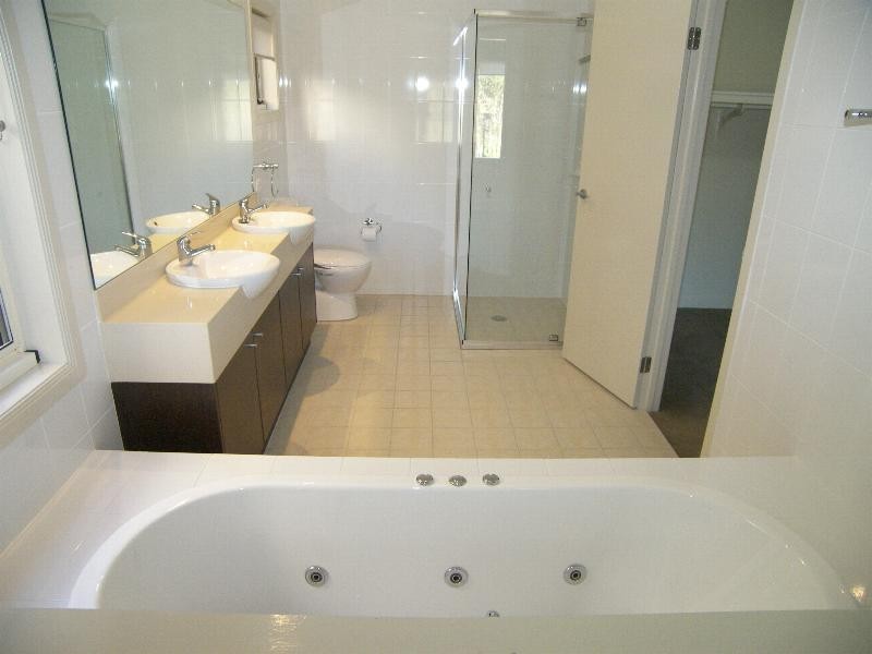 6 Boundary Drive, Wyong NSW 2259
