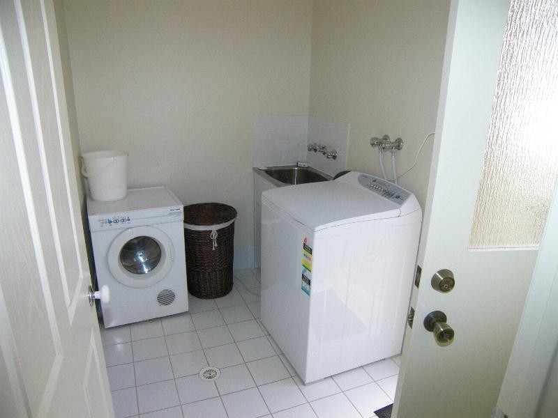 Caves Beach NSW 2281