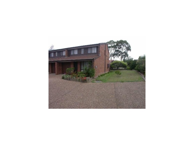 8/8 Warner Avenue, Wyong NSW 2259
