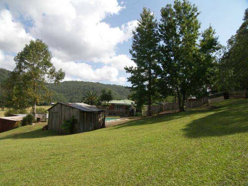 1955 Yarramalong Road, Yarramalong NSW 2259