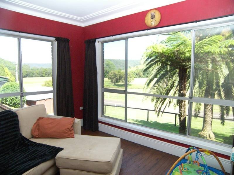 1955 Yarramalong Road, Yarramalong NSW 2259