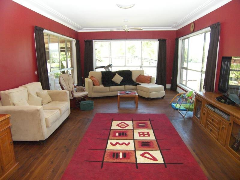 1955 Yarramalong Road, Yarramalong NSW 2259