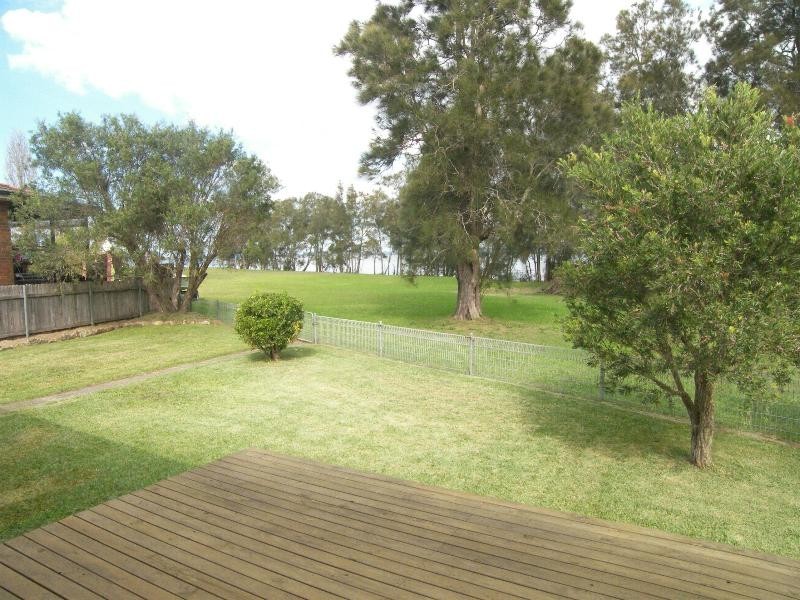 Tuggerawong NSW 2259