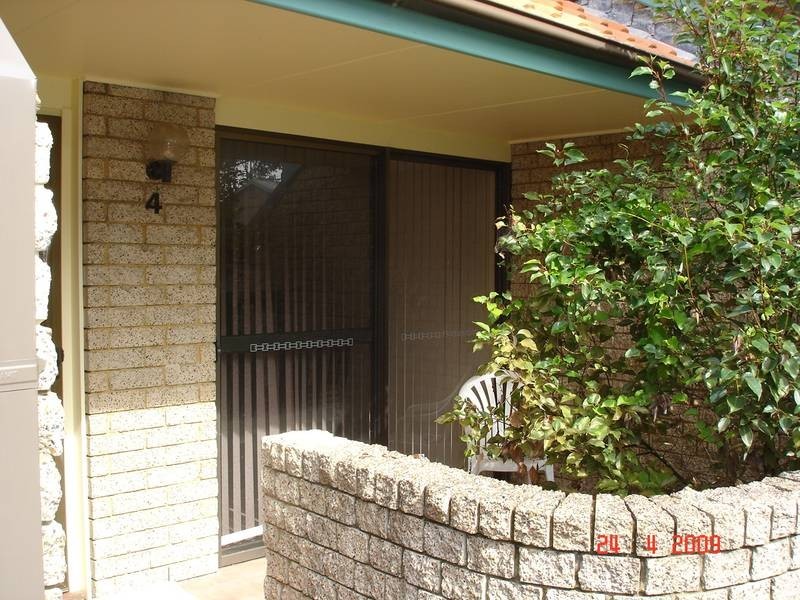 4/4 Ranken Court, Wyong NSW 2259