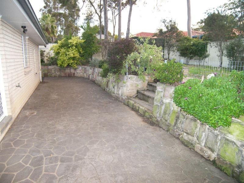 16 Chester Close, Kanwal NSW 2259