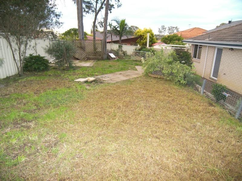 16 Chester Close, Kanwal NSW 2259
