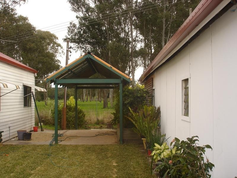 355 Pacific Hwy, Wyong NSW 2259