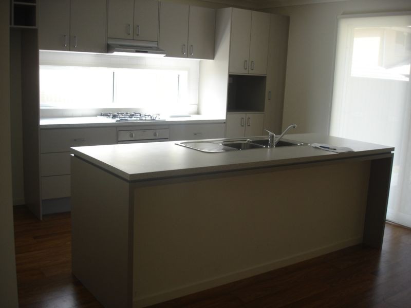 87 Clydesdale, Wadalba NSW 2259