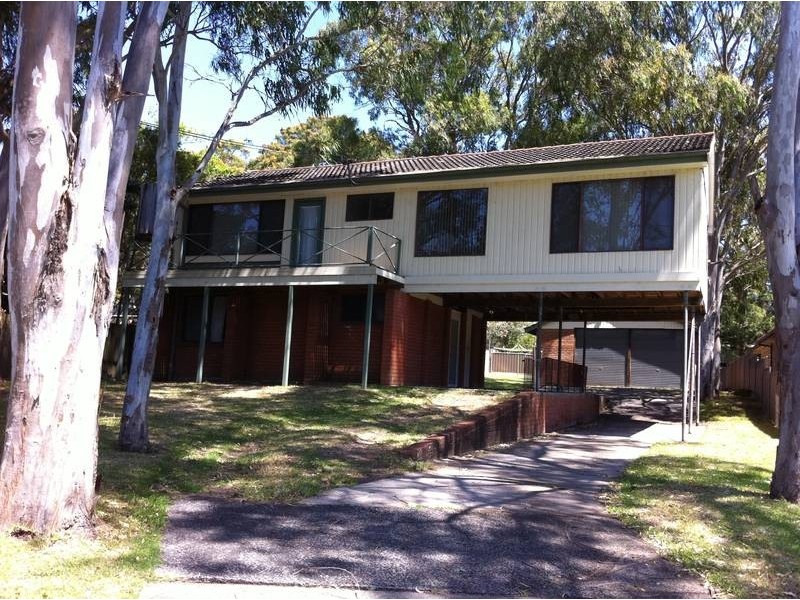 73 Cadonia Road, Tuggerawong NSW 2259