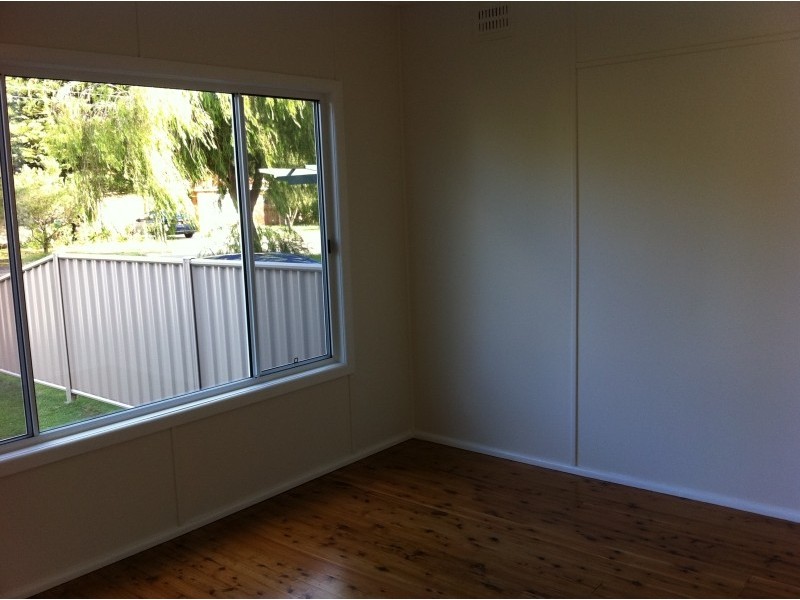 5 Trafalgar, Woy Woy NSW 2256