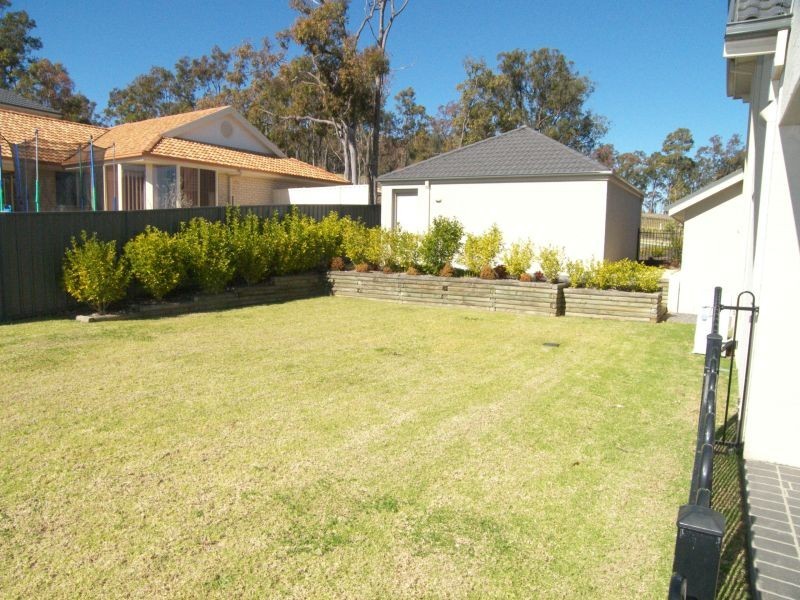 1 Settlement Drive, Wadalba NSW 2259