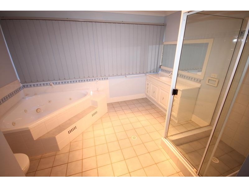 17 Riverview Drive, Wyong, Wyong NSW 2259