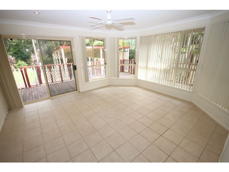 Tuggerawong NSW 2259