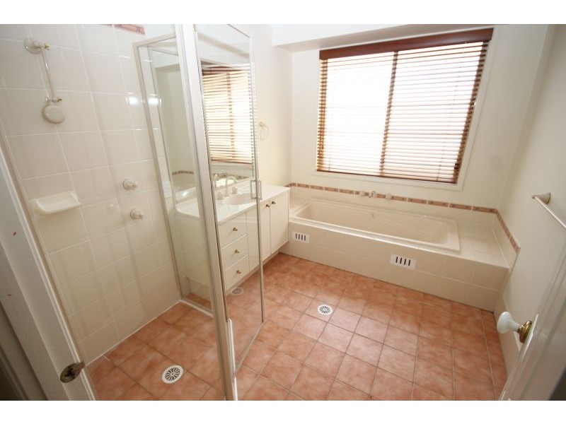 Tuggerawong NSW 2259