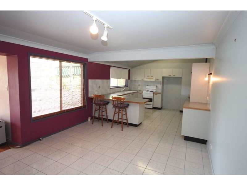 16 Casey Drive,, Watanobbi NSW 2259